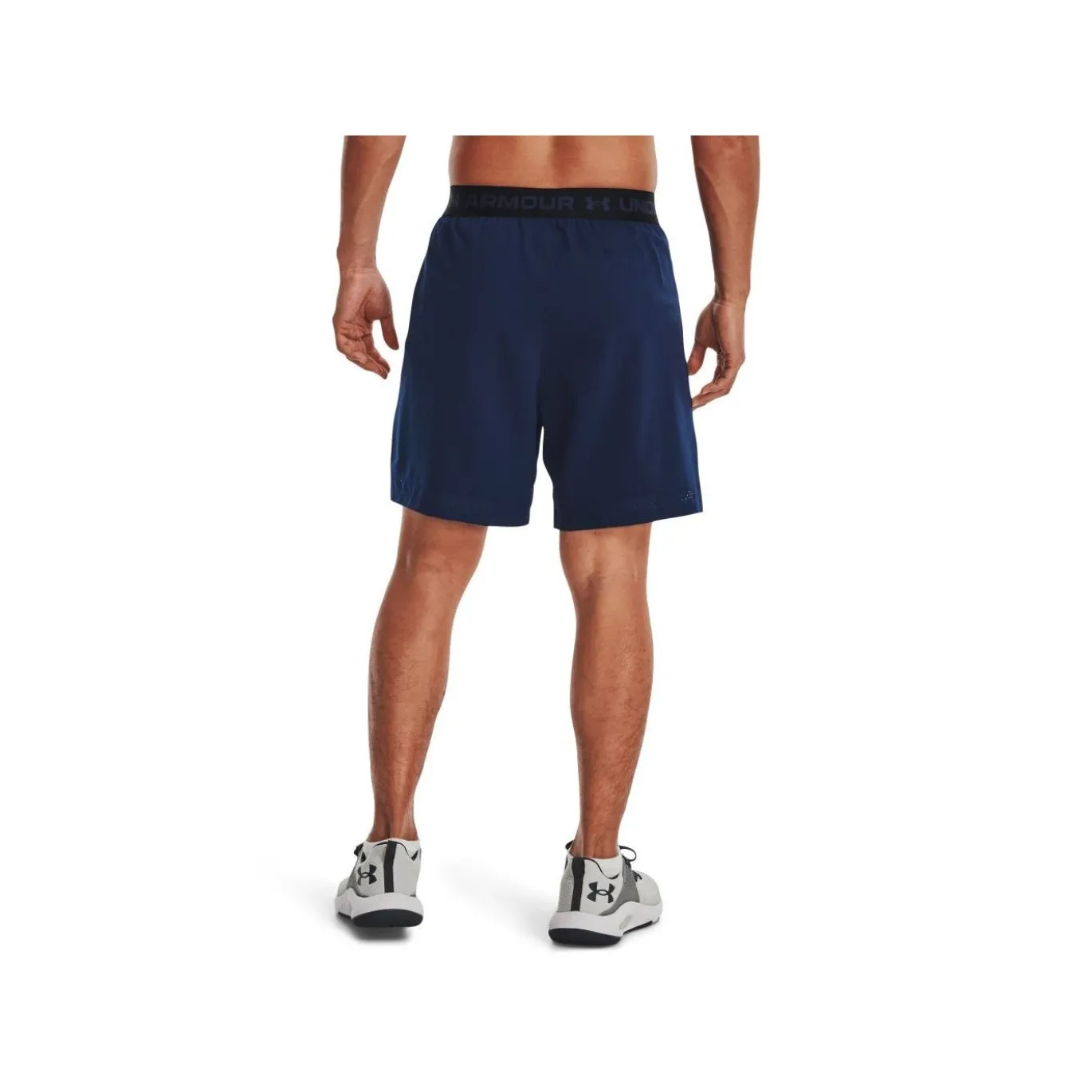 Under Armour Shorts Vanish Woven 6 in Shorts Academy